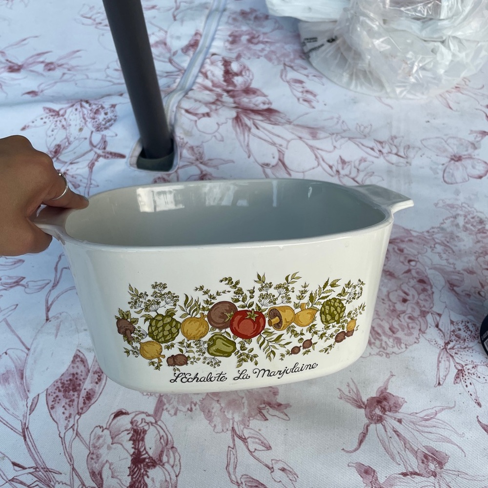Vintage Corningware spice of life 3 quart dish